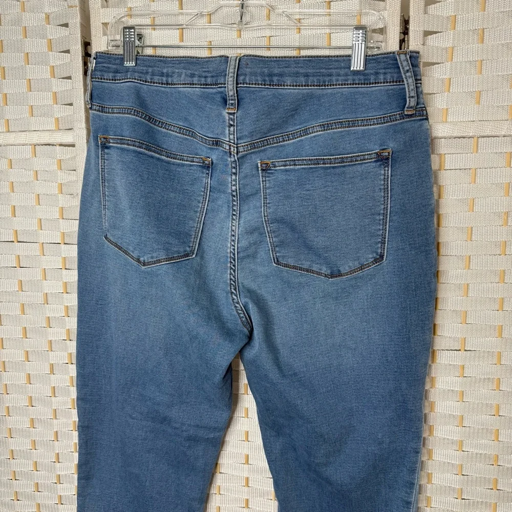 ! J. CREW 9